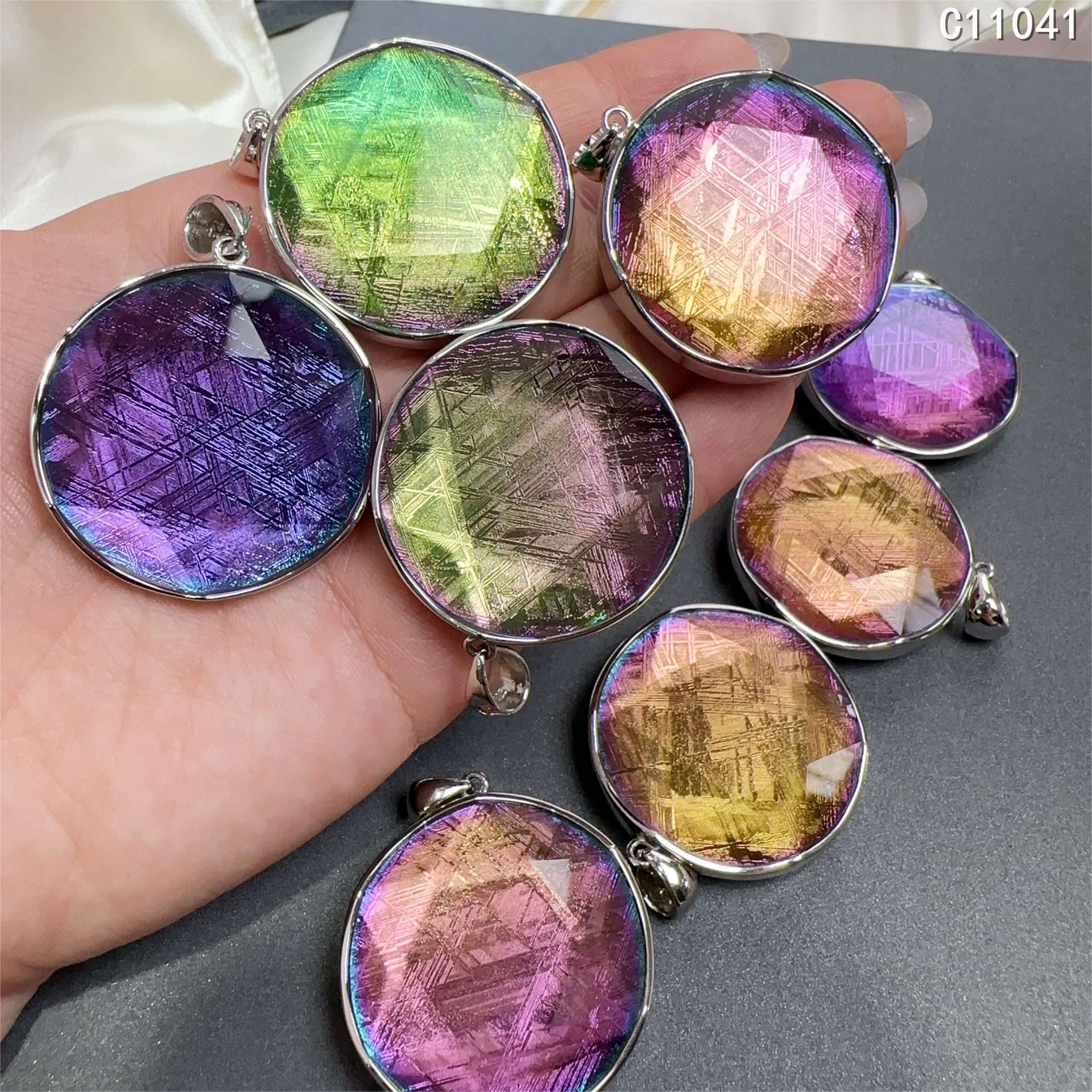 水晶　大 大きめサイズ 水晶 クラスター (約3.52kg) 原石 ブラジル コリント産