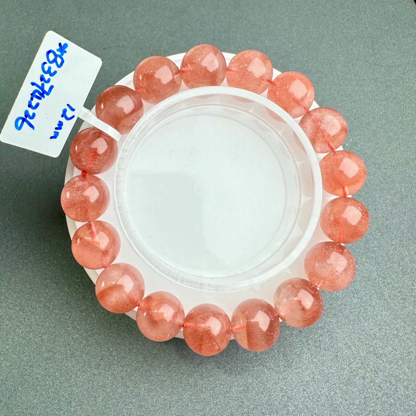 極高品質 俄羅斯士多啤梨晶手串 C30157